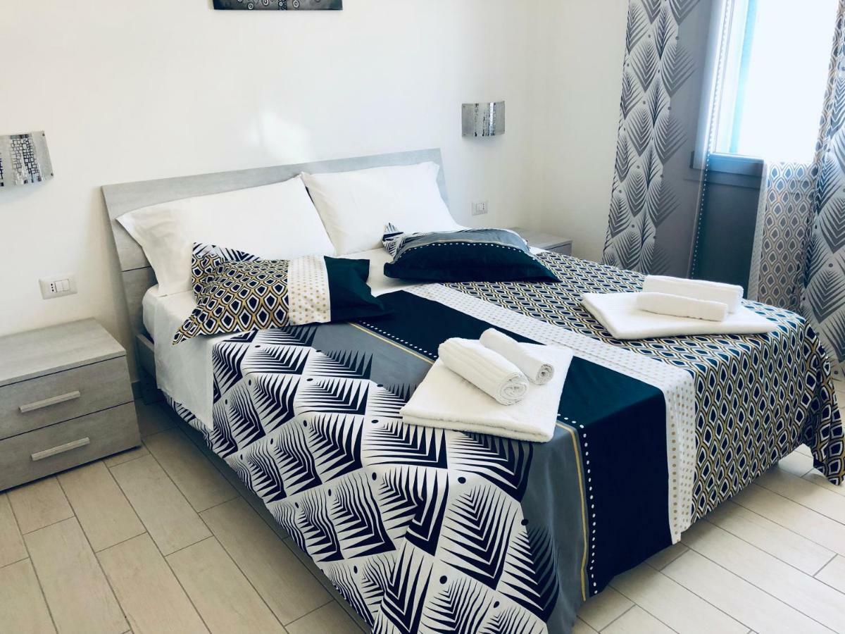 Il Tramonto Luxury House Apartman Valledoria Kültér fotó
