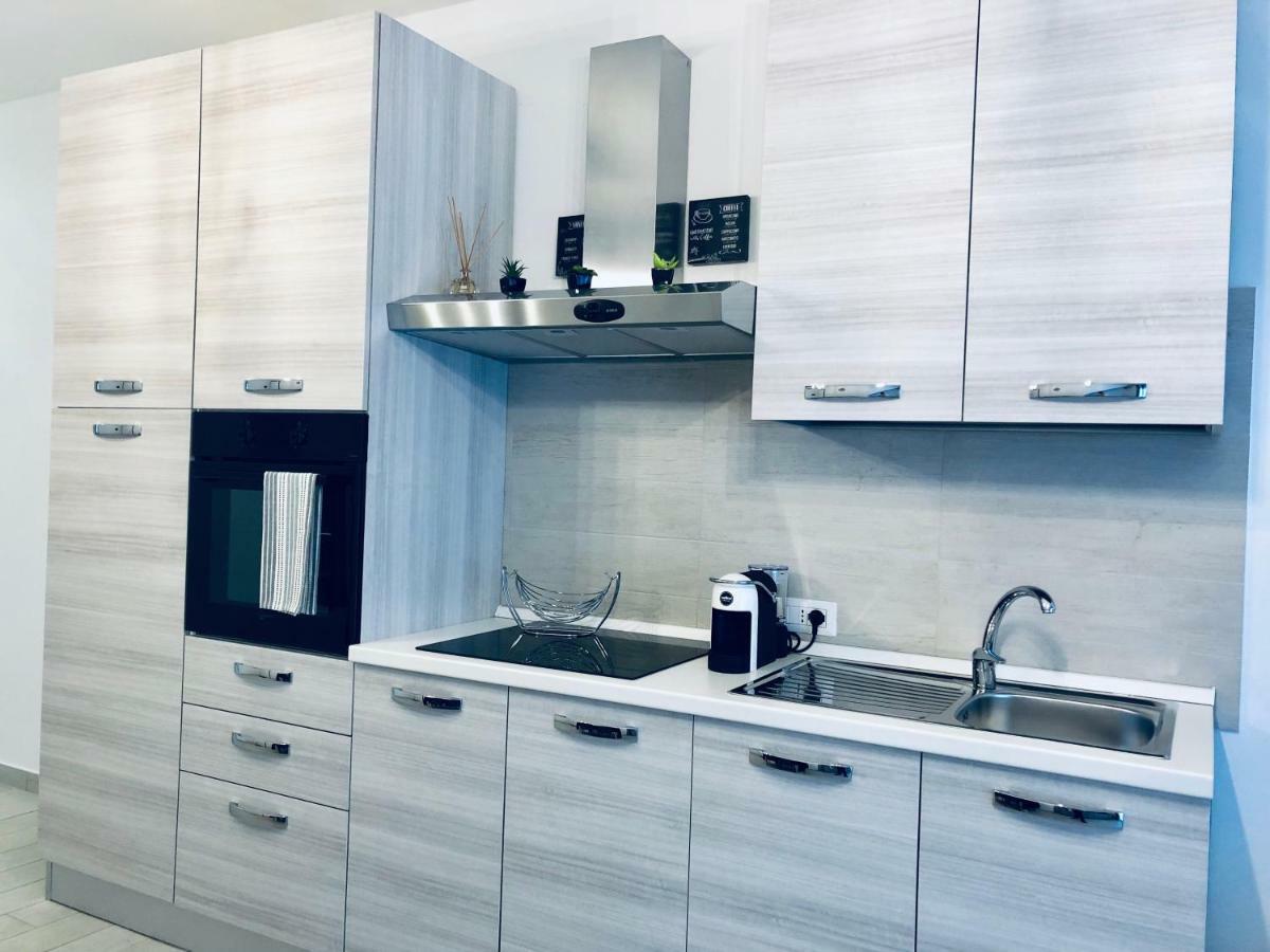 Il Tramonto Luxury House Apartman Valledoria Kültér fotó
